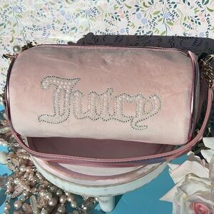 Juicy Couture String of Pearls Pink Diamond Velvet Roll Bag w Faux Pearl Accents